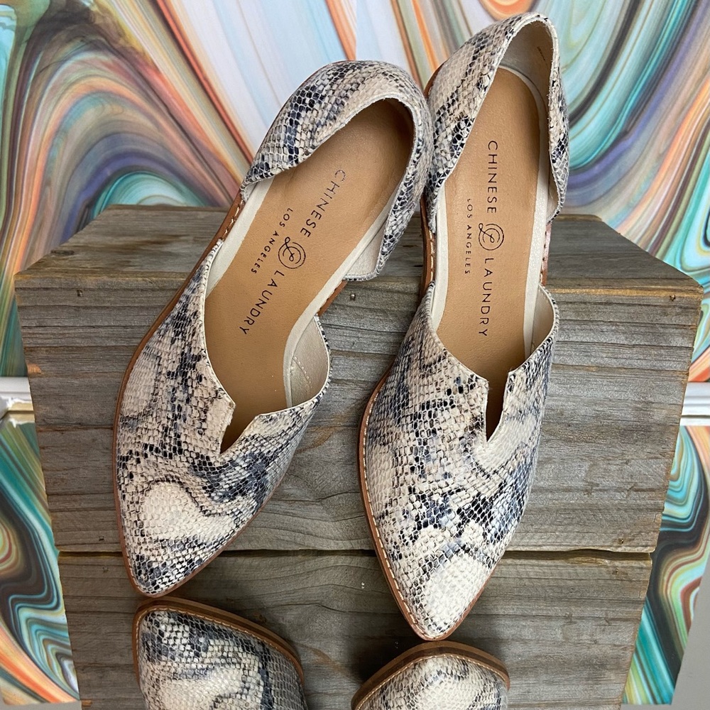 Chinese Laundry snakeskin western cutout flat